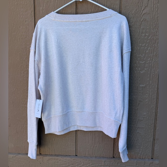NWT Jessica Simpson Cream Cropped Sweatshirt with Silver Sequin Shoulders Sz L - Picture 5 of 9